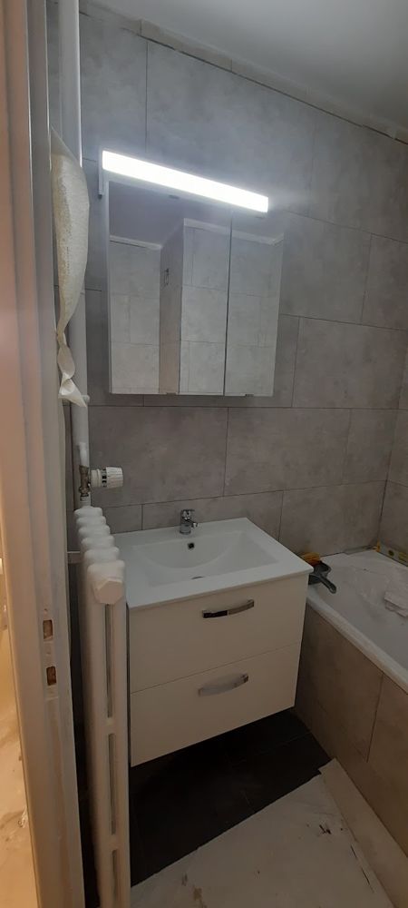 Armoire de toilette raccordée – EDILSYSTEM