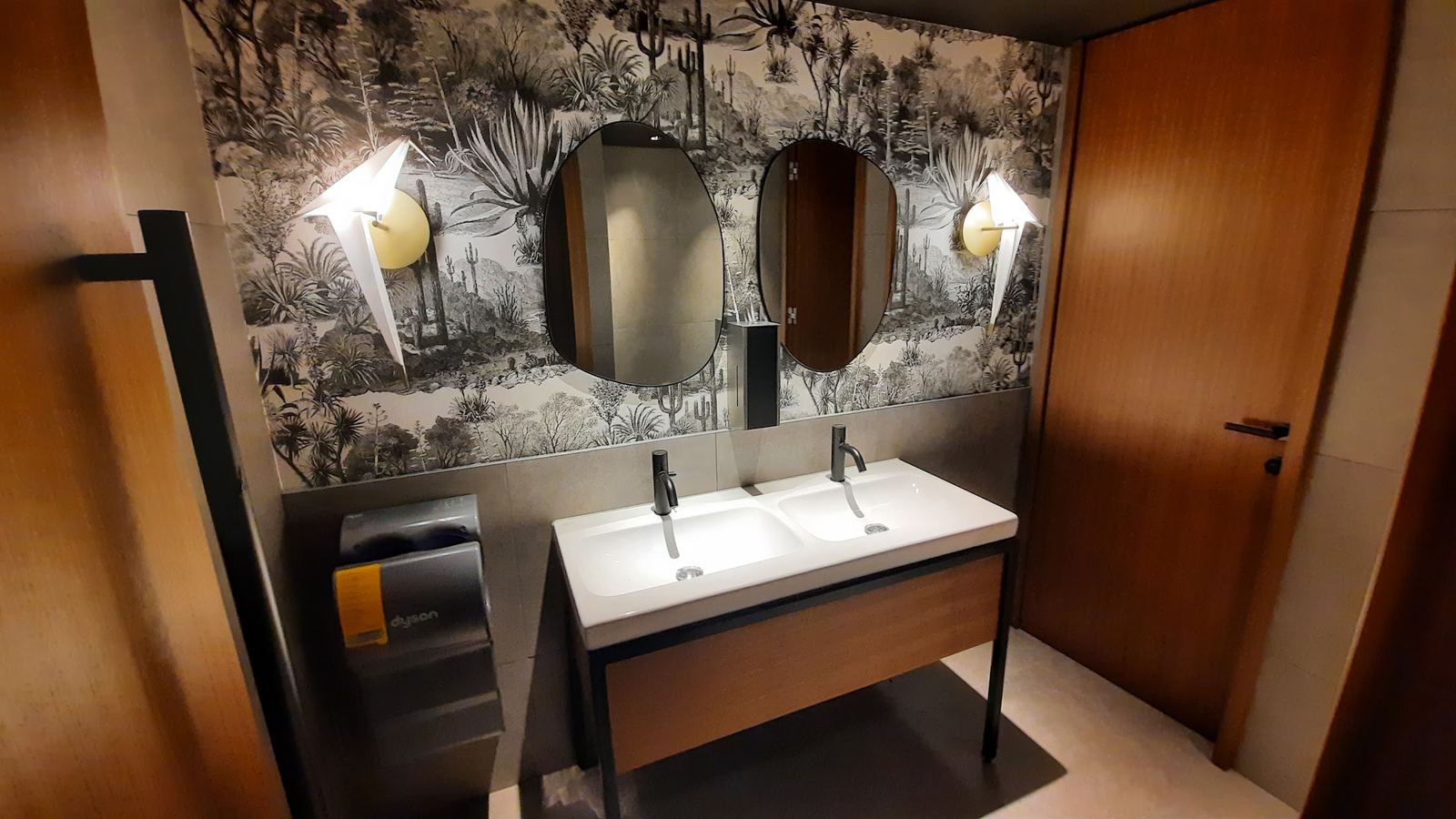 Double vasque, miroirs ovales – EDILSYSTEM